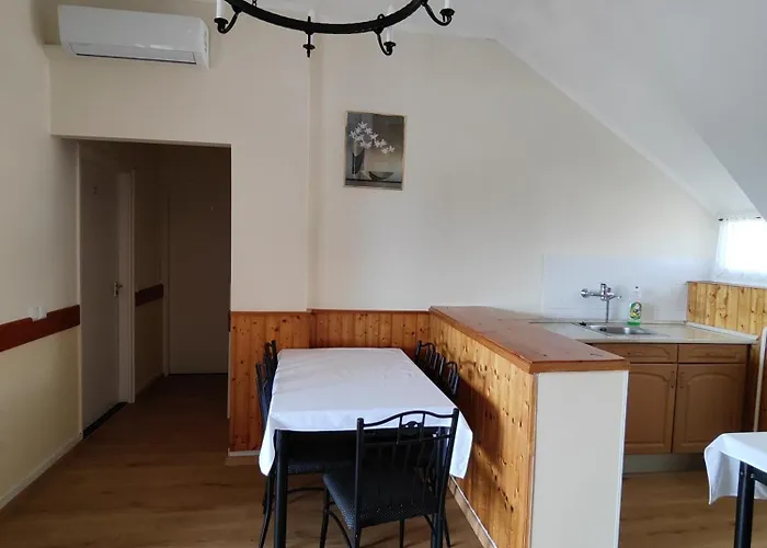 Havasi Apartamento Gyenesdiás