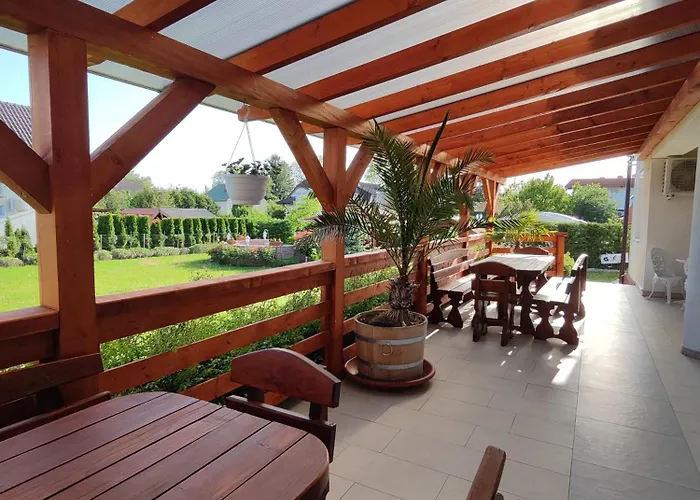 דירה Havasi Ueduelohaz גיינסדיאס