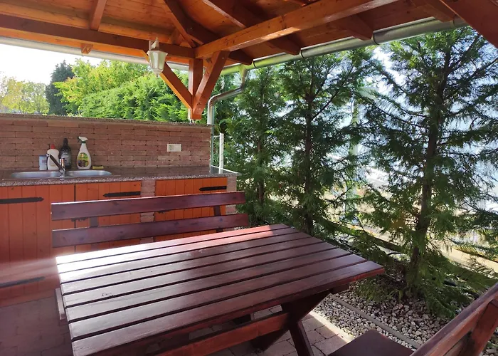 דירה Havasi Ueduelohaz גיינסדיאס